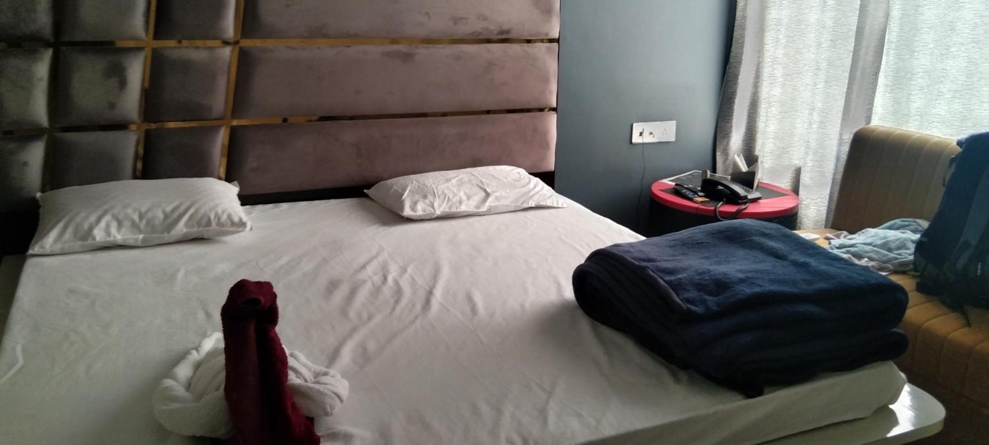 Hotel Ap Suratgarh Eksteriør bilde