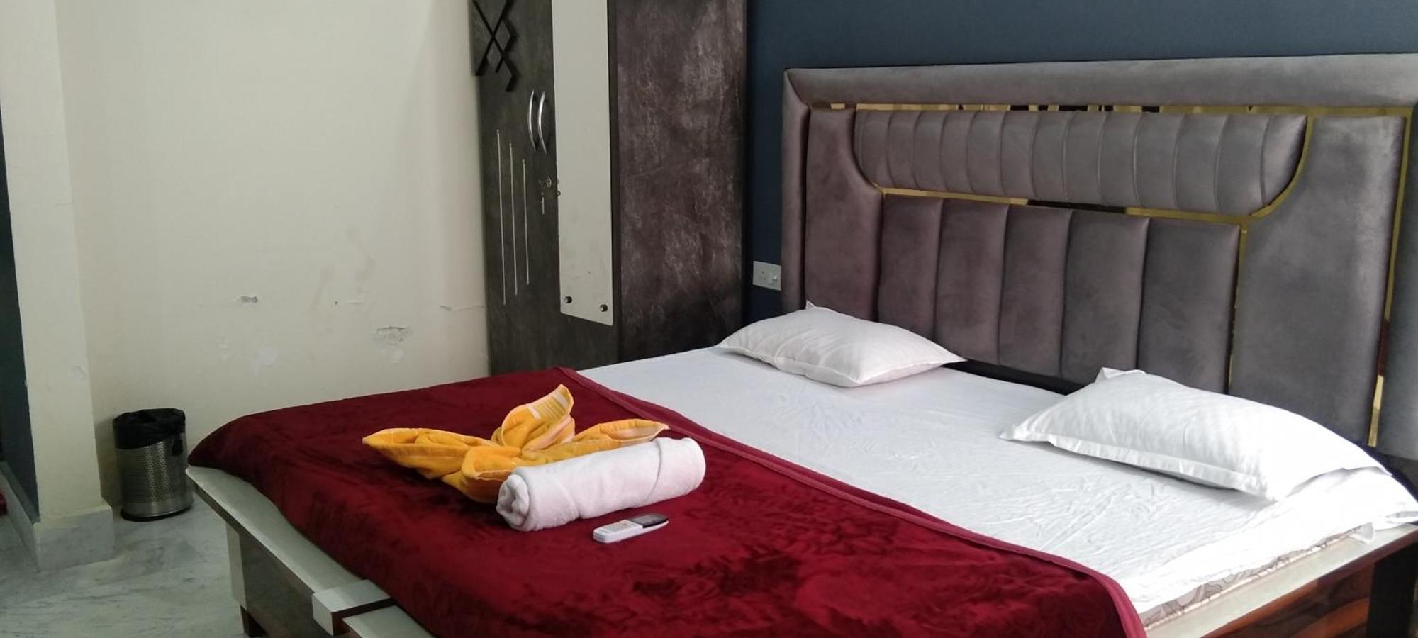Hotel Ap Suratgarh Eksteriør bilde