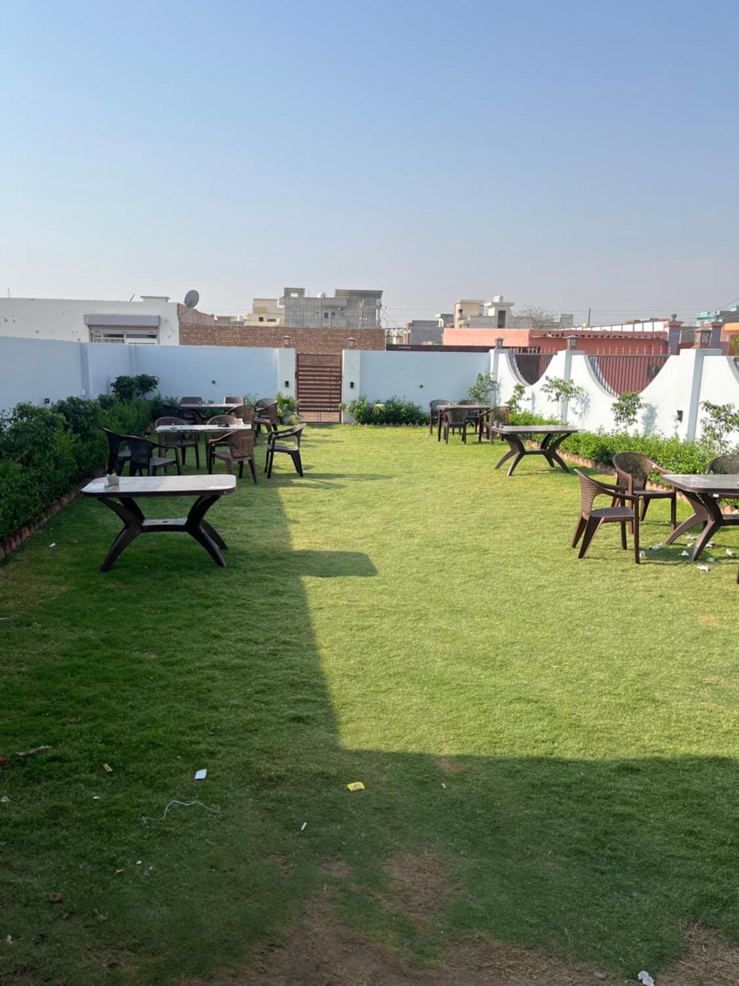 Hotel Ap Suratgarh Eksteriør bilde